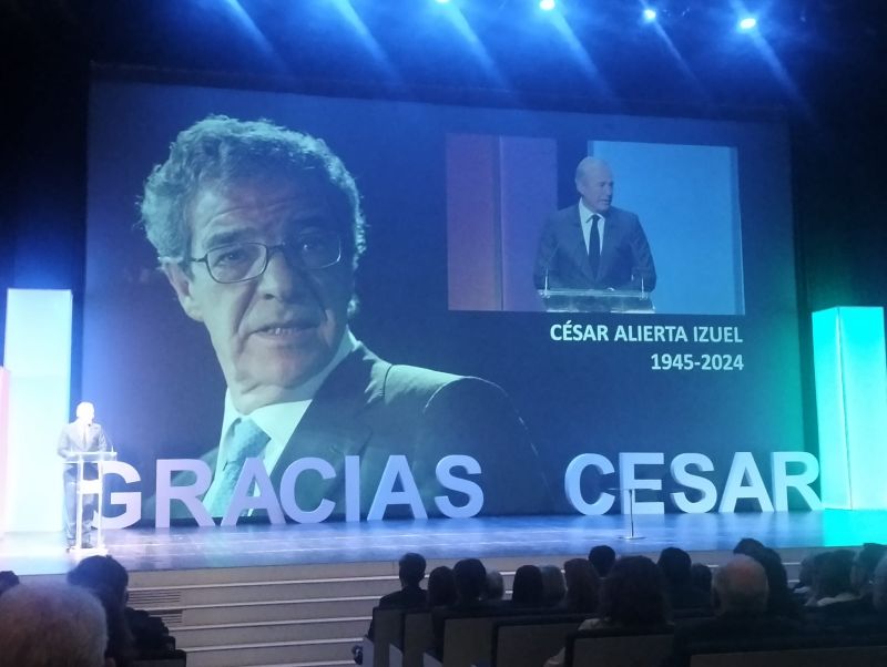 Umec, en el homenaje a César Alierta